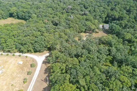 1140 State Road Vineyard Haven MA 02568
