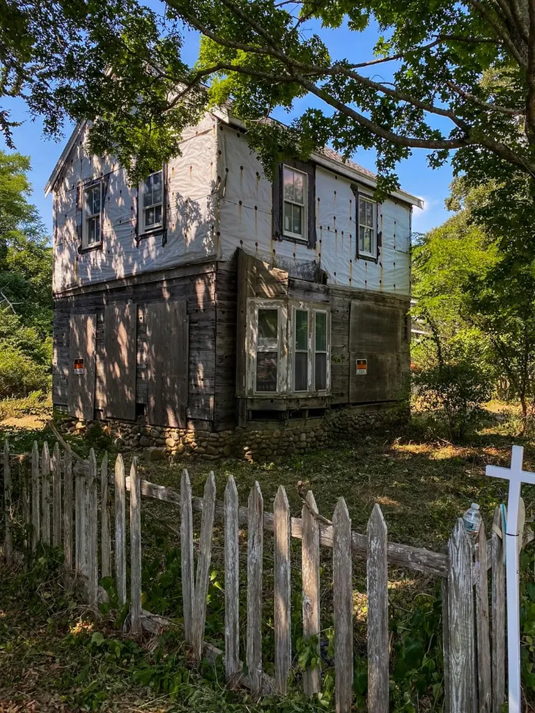 67 Dukes County Avenue Oak Bluffs MA 02557
