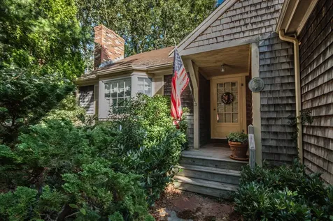 1 Robins Nest Road Edgartown MA 02539