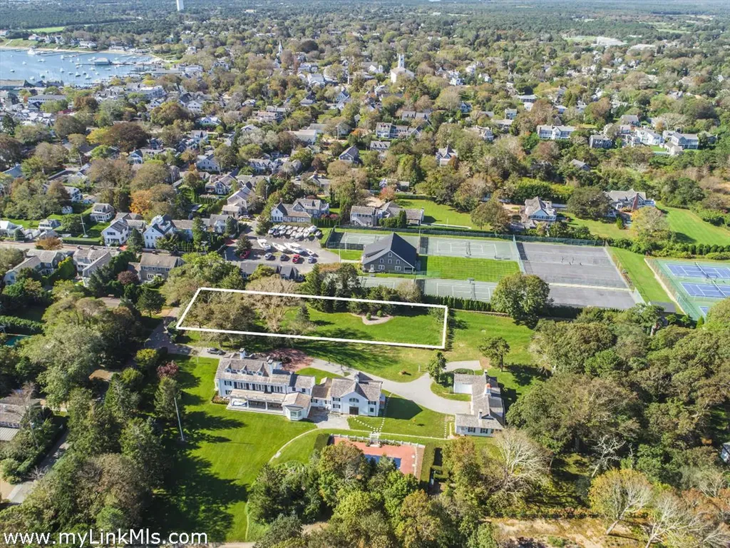 98 Peases Point Way North Edgartown MA 02539