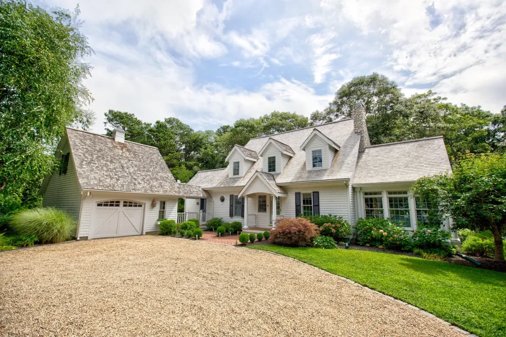 36 Bayberry Lane Vineyard Haven MA 02568