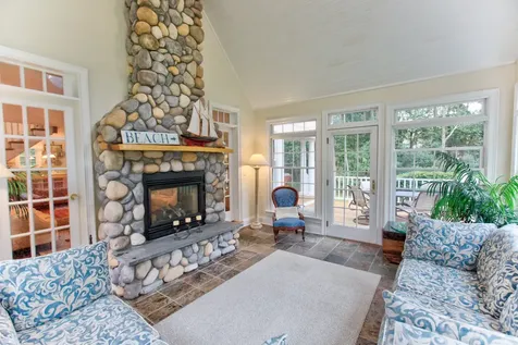 36 Bayberry Lane Vineyard Haven MA 02568