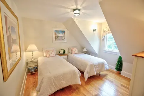 36 Bayberry Lane Vineyard Haven MA 02568