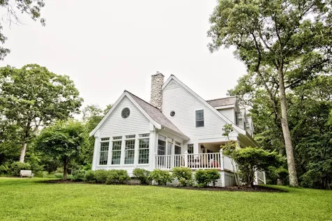 36 Bayberry Lane Vineyard Haven MA 02568