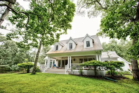 36 Bayberry Lane Vineyard Haven MA 02568