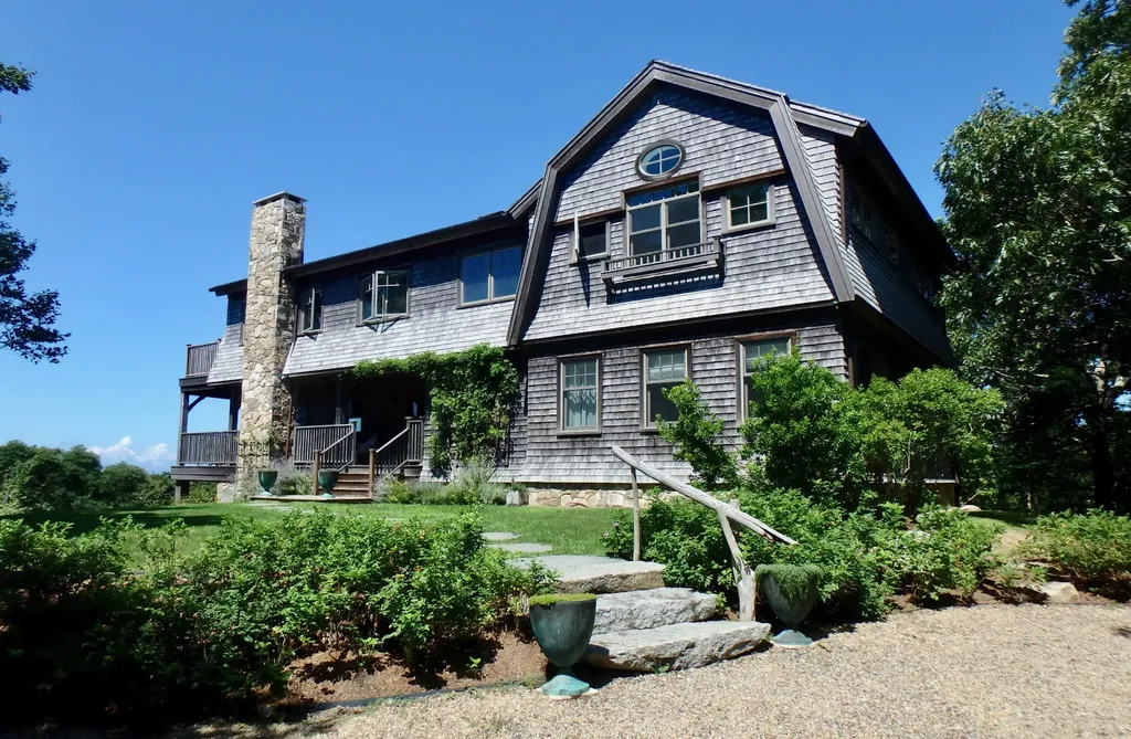 97 Longview Road West Tisbury MA 02575