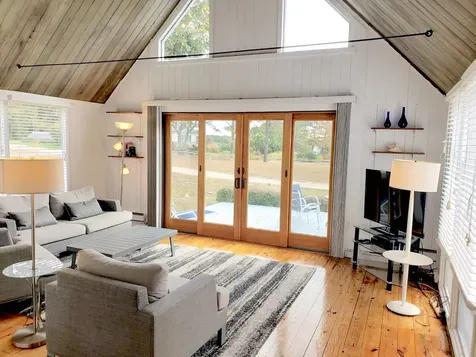 18 Old Harbor Lane Oak Bluffs MA 02557