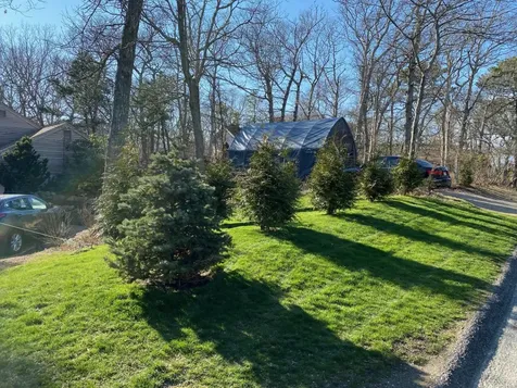 92 Spring Hill Road Vineyard Haven MA 02568