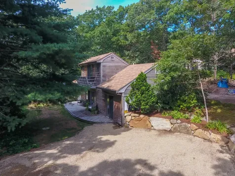 92 Spring Hill Road Vineyard Haven MA 02568