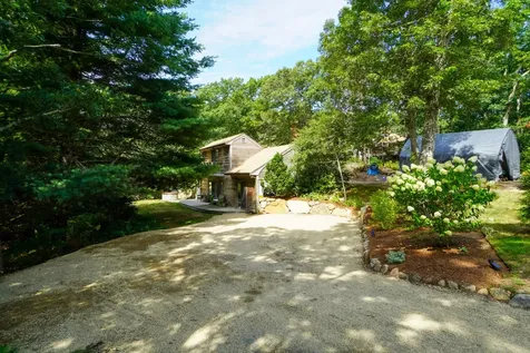 92 Spring Hill Road Vineyard Haven MA 02568