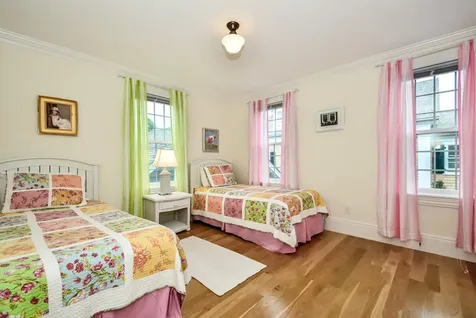 26 Simpsons Lane Edgartown MA 02539