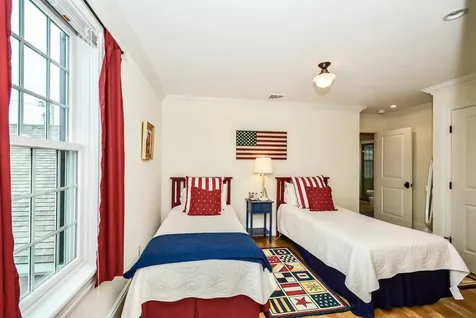 26 Simpsons Lane Edgartown MA 02539