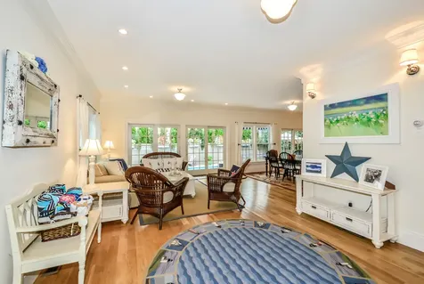 26 Simpsons Lane Edgartown MA 02539