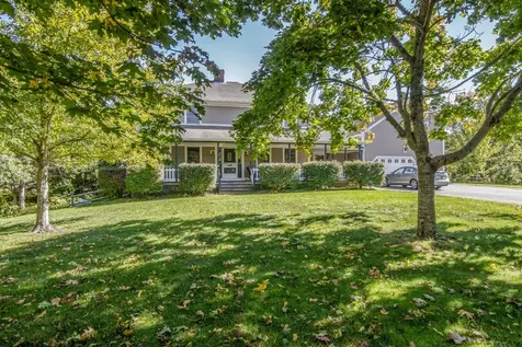 11 Huckleberry Hill Lane Edgartown MA 02539