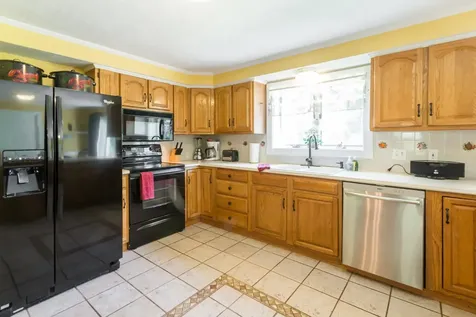 11 Huckleberry Hill Lane Edgartown MA 02539