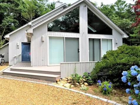 15 Prices Way Edgartown MA 02539