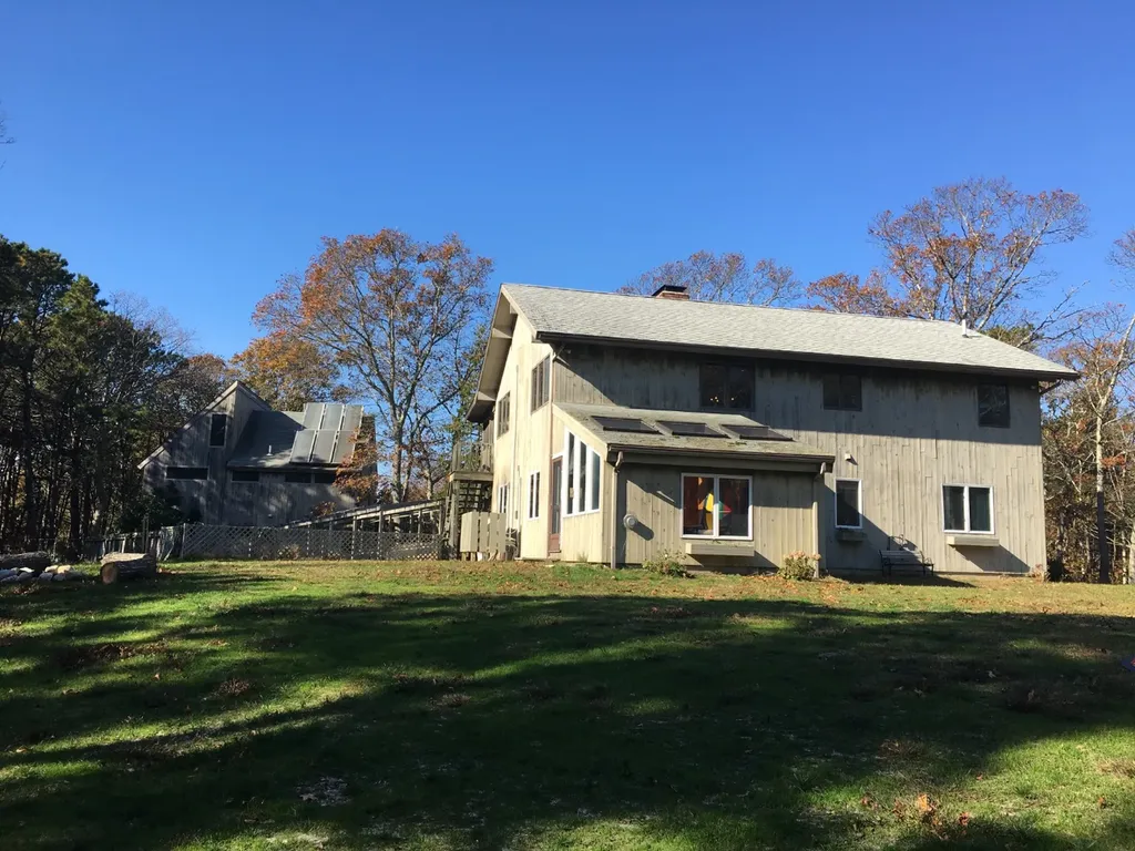 78 Mitchell Road Vineyard Haven MA 02568
