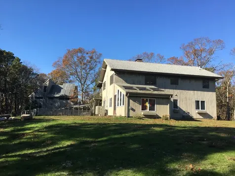 78 Mitchell Road Vineyard Haven MA 02568