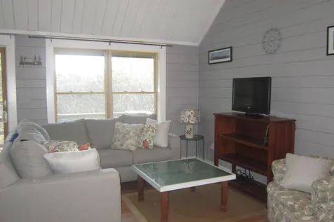 78 Mitchell Road Vineyard Haven MA 02568