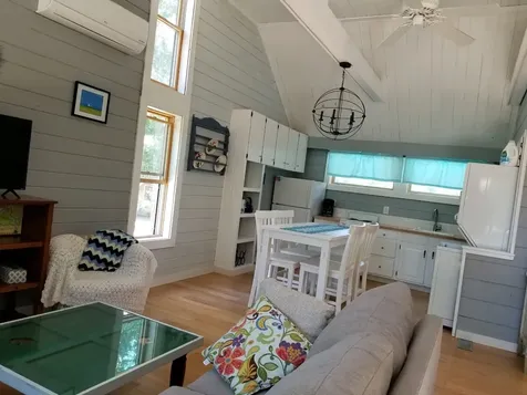 78 Mitchell Road Vineyard Haven MA 02568