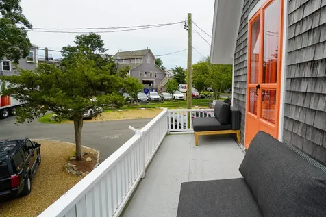 8 Rock Avenue Oak Bluffs MA 02557