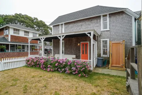 8 Rock Avenue Oak Bluffs MA 02557