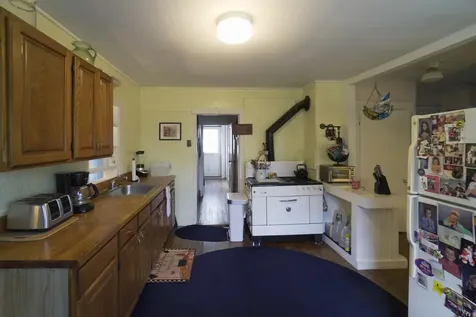 7 Pasque Avenue Oak Bluffs MA 02557