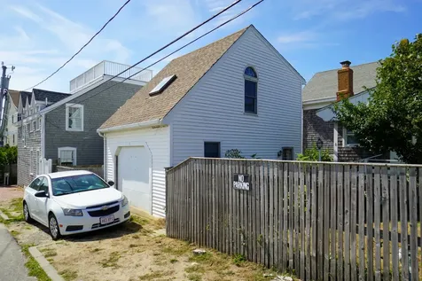 7 Pasque Avenue Oak Bluffs MA 02557