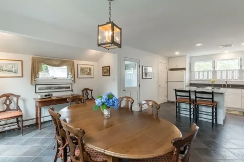 90 School Street Edgartown MA 02539