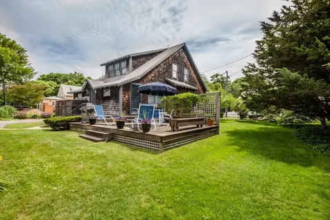 90 School Street Edgartown MA 02539
