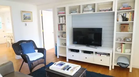 124 Skiff Avenue A-11 Vineyard Haven MA 02537