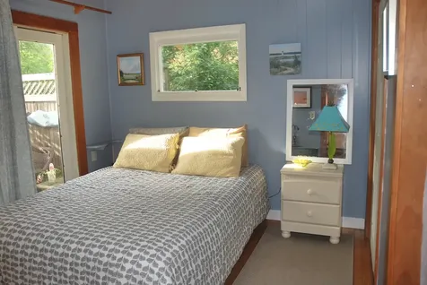 11 Lawrence Avenue Oak Bluffs MA 02557