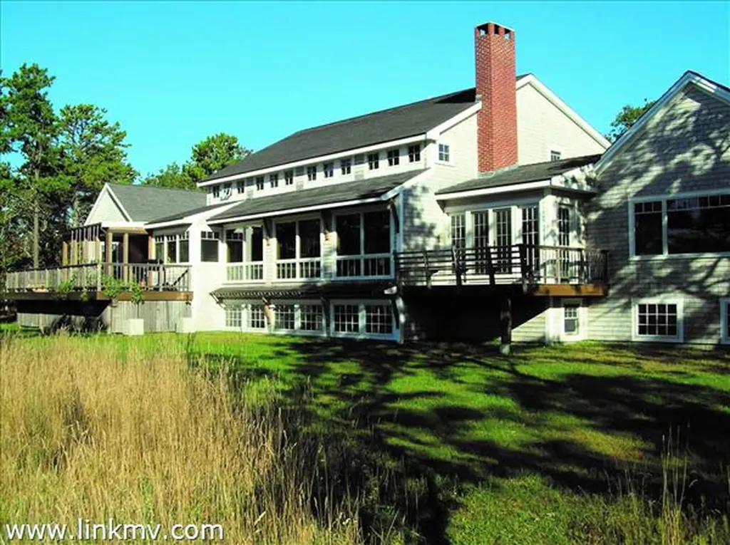 65 Trotters Lane West Tisbury MA 02575