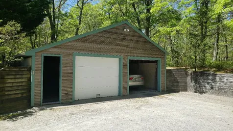 233 Daggett Avenue Vineyard Haven MA 02568