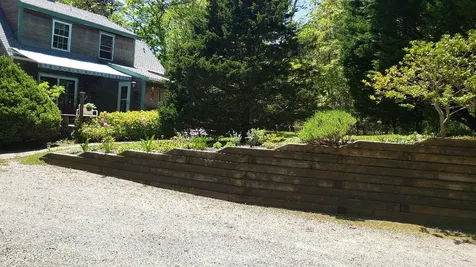233 Daggett Avenue Vineyard Haven MA 02568