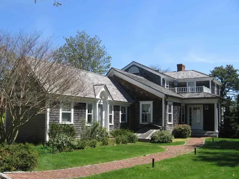 22 Hatch Road Vineyard Haven MA 02568
