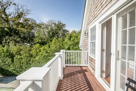 1 North Street Edgartown MA 02539