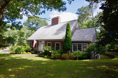 11 Hidden Cove Road Oak Bluffs MA 02557