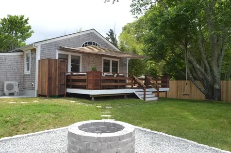 83 Lake Street Vineyard Haven MA 02568