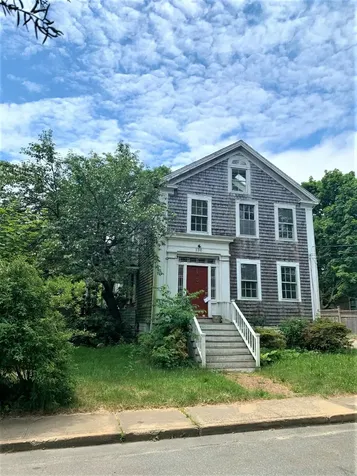 100 Center Street Vineyard Haven MA 02568