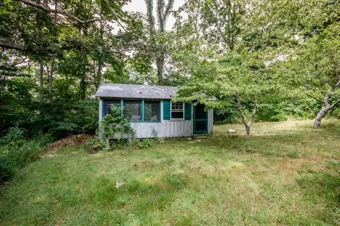 363 Lamberts Cove Road West Tisbury MA 02575