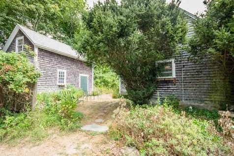 363 Lamberts Cove Road West Tisbury MA 02575