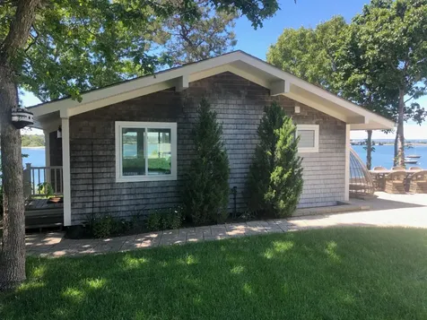 82 Springfield Avenue Oak Bluffs MA 02557