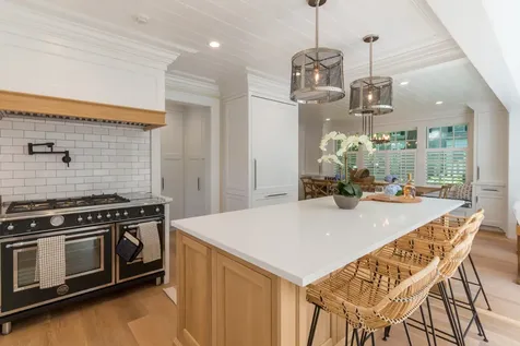 16 Pent Lane Edgartown MA 02539