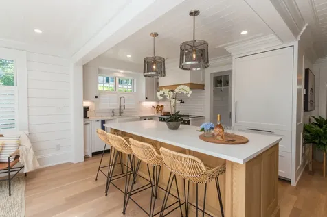 16 Pent Lane Edgartown MA 02539