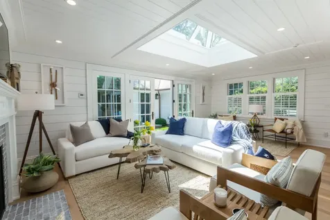 16 Pent Lane Edgartown MA 02539