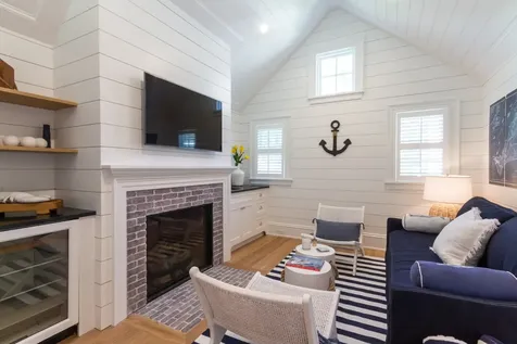 16 Pent Lane Edgartown MA 02539