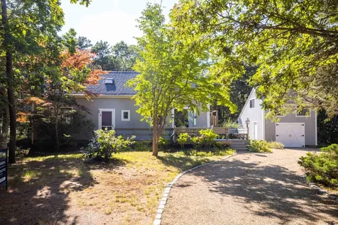 10 Dory Circle Edgartown MA 02539
