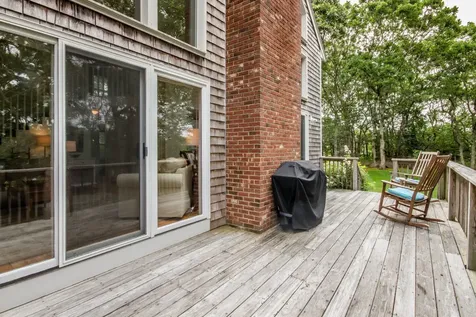 19 Robins Nest Road Edgartown MA 02539