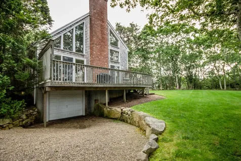19 Robins Nest Road Edgartown MA 02539
